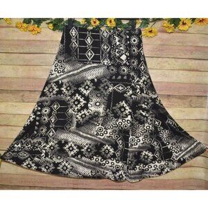 Chicos Travelers Skirt Size 2 US Large Black & Tan Mixed Print Pull On A-Line